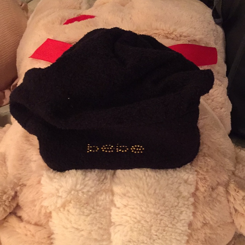 Bebe hat